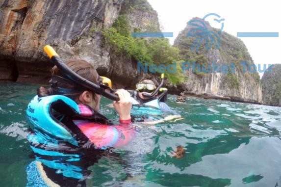 Phi Phi Islands Day Tour with Seaview Lunch9